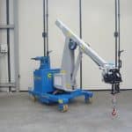 Mini crane with capacity up to 500 kg.