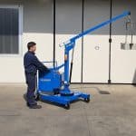 Electric or semi-automatic mini cranes with capacity up to 400 kg.