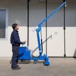 Electric or semi-automatic mini cranes with capacity up to 600 kg.