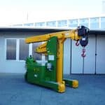 Mold lifting machine with capacity up to 10.000 kg.