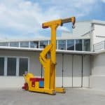 Mold lifting machine with capacity up to 15.000 kg.