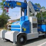 Mini crane For lifting loads up to 5.000 kg.
