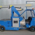 Mini crane For lifting loads up to 9.000 kg.