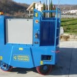 Mold lifting machine with capacity up to 50.000 kg.